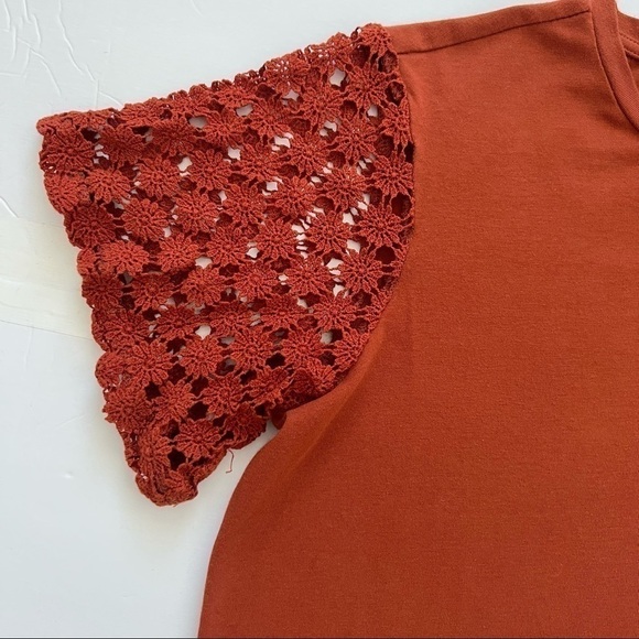 𝅺DOWNEAST bohemian crocheted shirt top XSmall rust Orange short sleeves NEW - Picture 2 of 5
